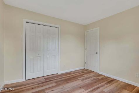126 Guideboard Road Waterford NY 12188