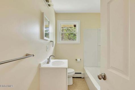 126 Guideboard Road Waterford NY 12188