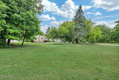126 Guideboard Road Waterford NY 12188