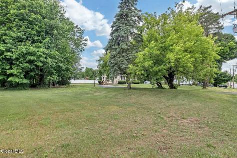 126 Guideboard Road Waterford NY 12188