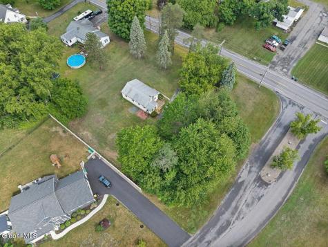126 Guideboard Road Waterford NY 12188