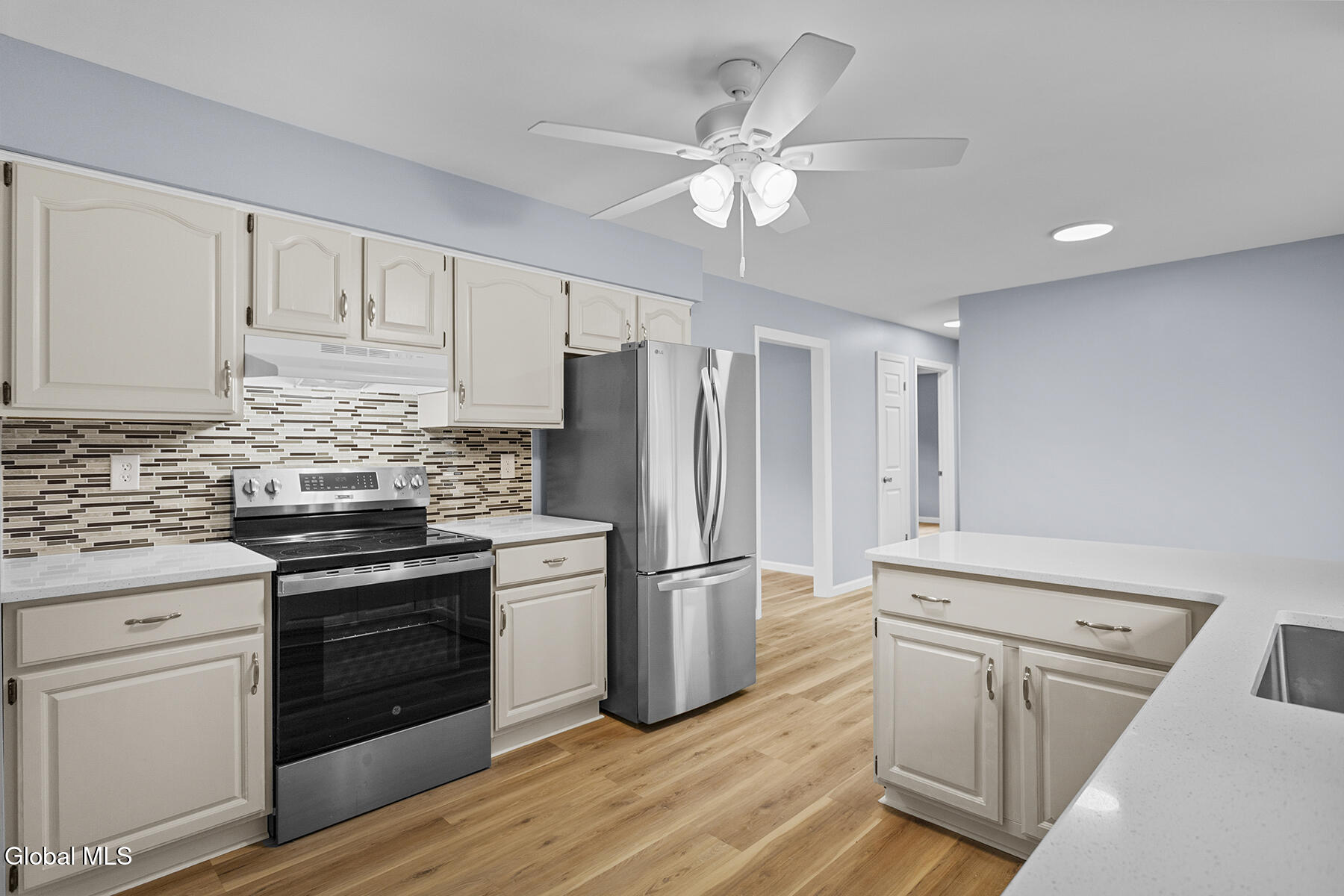 11 Melissa Court Albany NY 12205