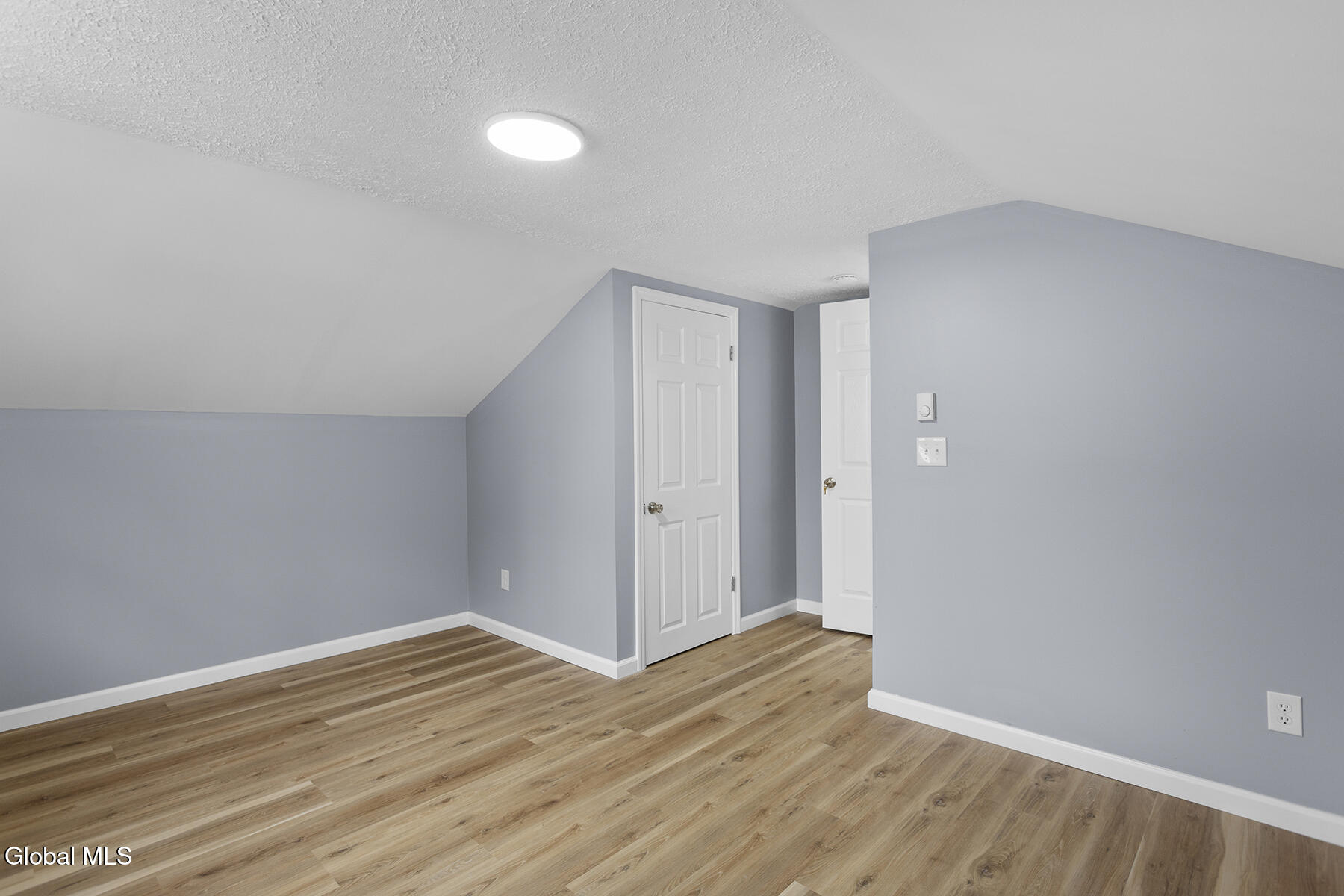 11 Melissa Court Albany NY 12205
