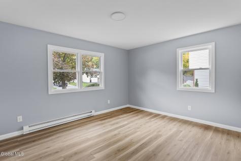11 Melissa Court Albany NY 12205