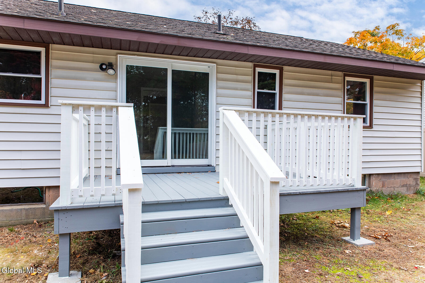 11 Melissa Court Albany NY 12205