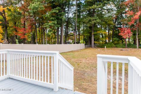 11 Melissa Court Albany NY 12205