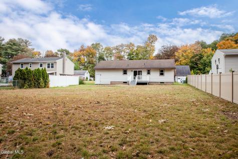 11 Melissa Court Albany NY 12205