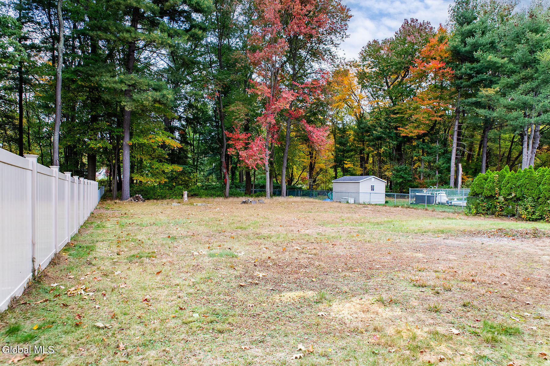 11 Melissa Court Albany NY 12205
