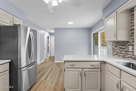 11 Melissa Court Albany NY 12205