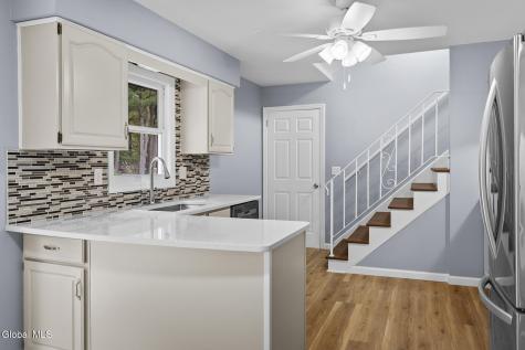 11 Melissa Court Albany NY 12205