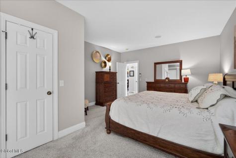 4 Callaway Court Ballston Lake NY 12019