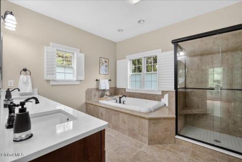 4 Callaway Court Ballston Lake NY 12019