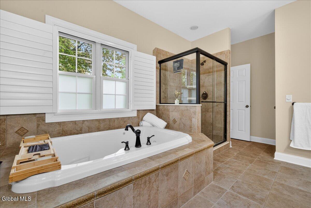 4 Callaway Court Ballston Lake NY 12019