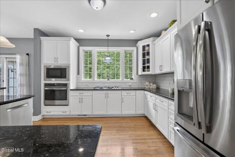 4 Callaway Court Ballston Lake NY 12019