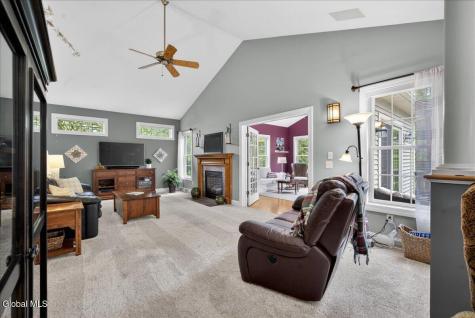 4 Callaway Court Ballston Lake NY 12019