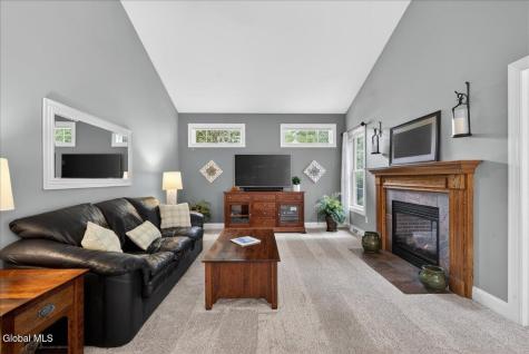 4 Callaway Court Ballston Lake NY 12019
