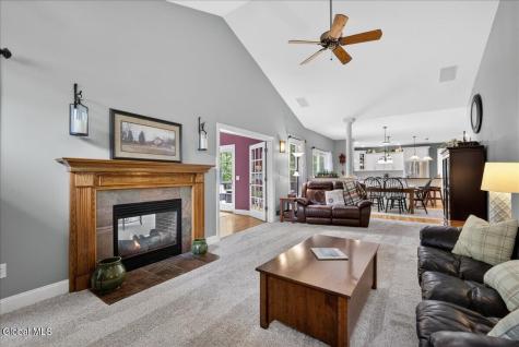4 Callaway Court Ballston Lake NY 12019