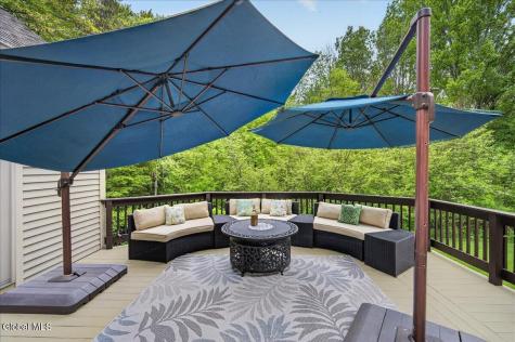 4 Callaway Court Ballston Lake NY 12019