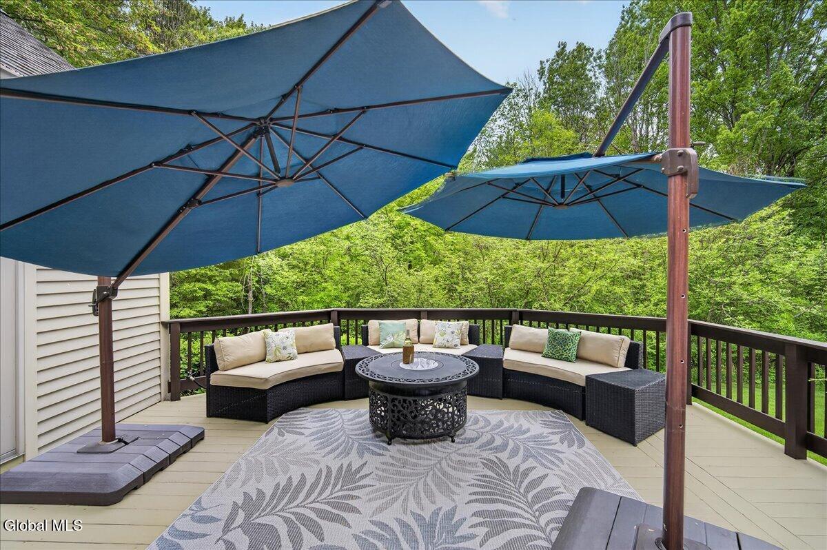 4 Callaway Court Ballston Lake NY 12019