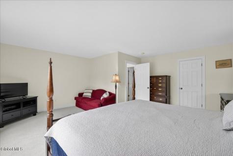 4 Callaway Court Ballston Lake NY 12019