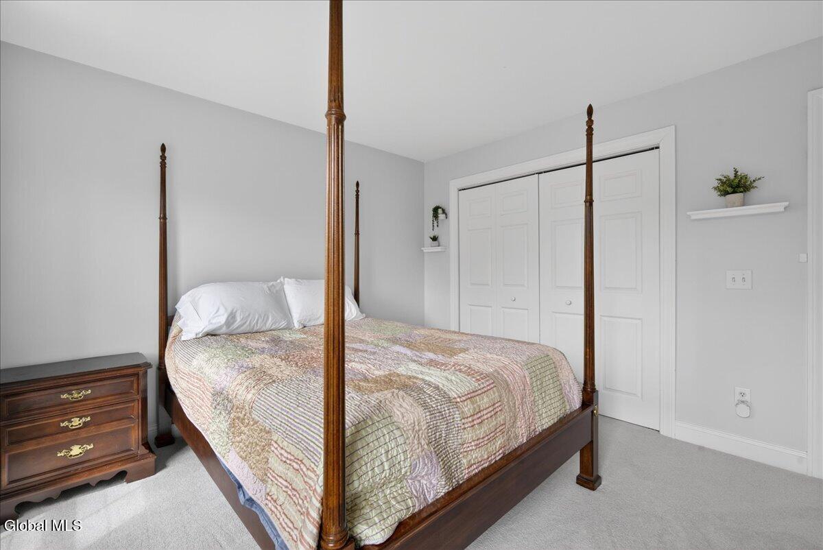 4 Callaway Court Ballston Lake NY 12019