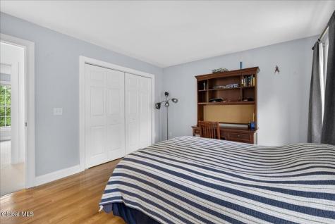 4 Callaway Court Ballston Lake NY 12019