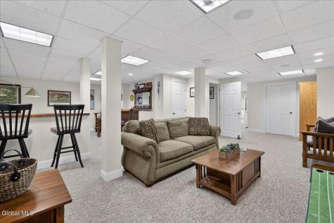 4 Callaway Court Ballston Lake NY 12019