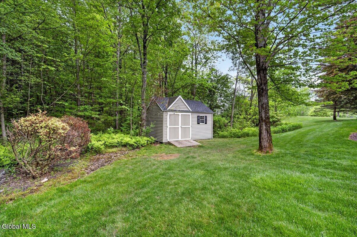 4 Callaway Court Ballston Lake NY 12019
