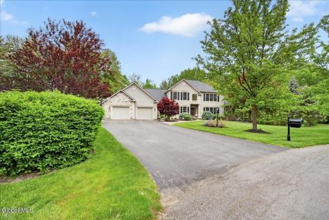 4 Callaway Court Ballston Lake NY 12019