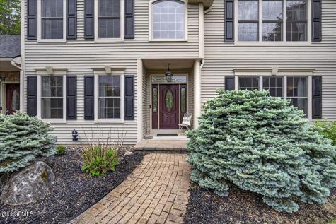 4 Callaway Court Ballston Lake NY 12019