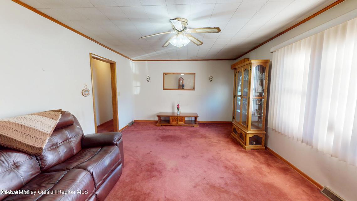 11 Apple Blossom Lane Coxsackie NY 12192