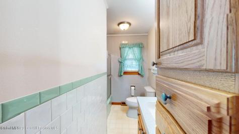 11 Apple Blossom Lane Coxsackie NY 12192