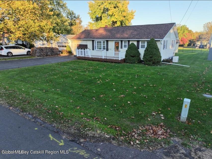 11 Apple Blossom Lane Coxsackie NY 12192