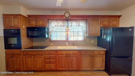 11 Apple Blossom Lane Coxsackie NY 12192