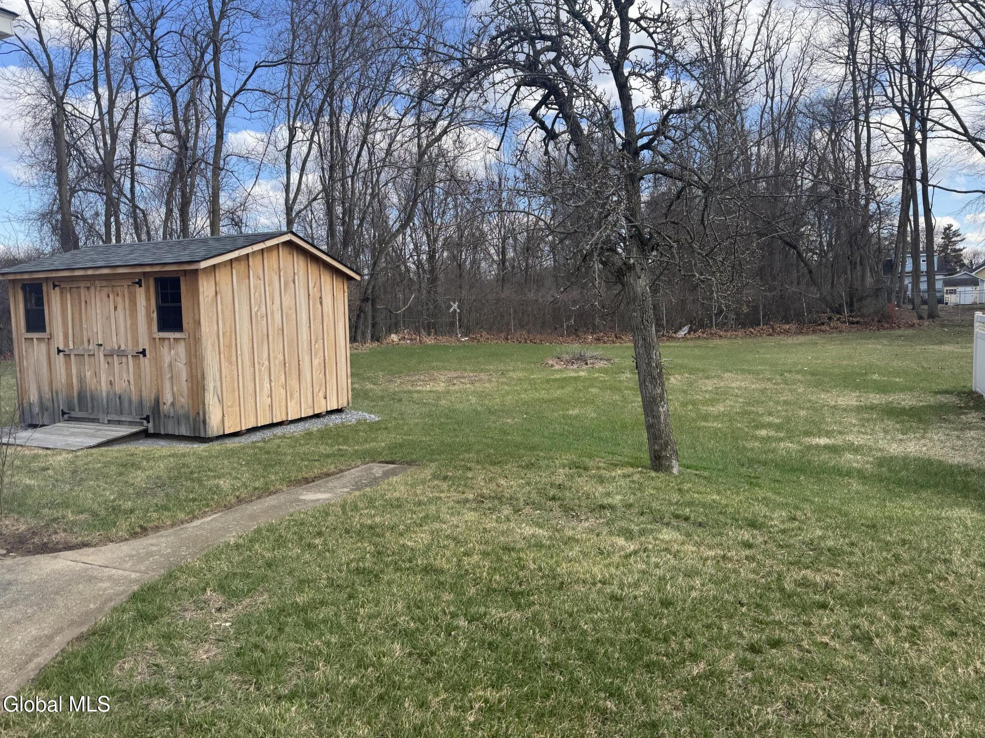 1862 Gray Street Schenectady NY 12306