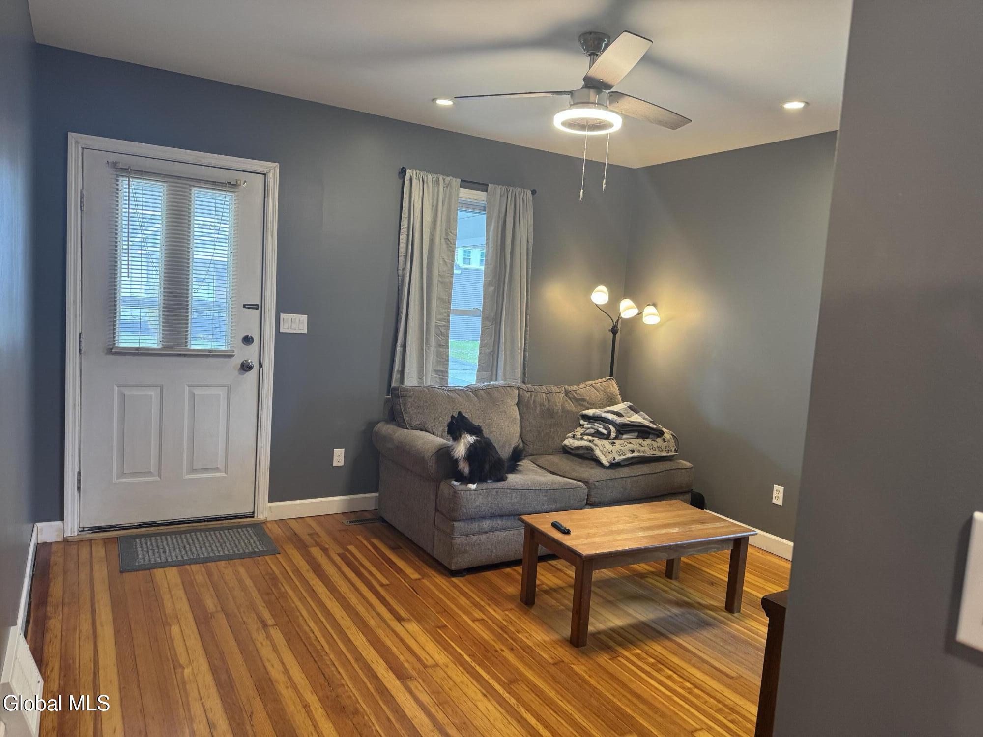 1862 Gray Street Schenectady NY 12306