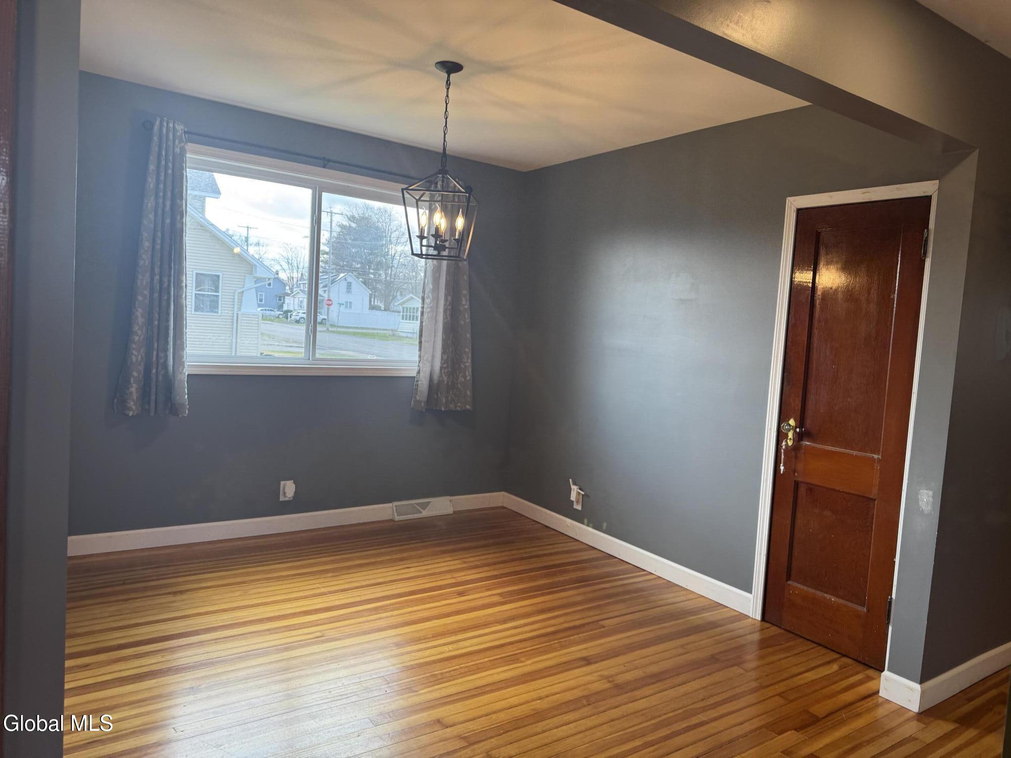 1862 Gray Street Schenectady NY 12306
