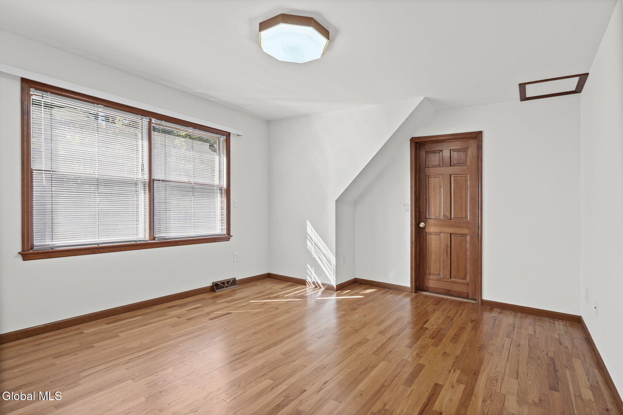 5525 Mack Road Galway NY 12074