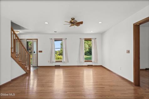 5525 Mack Road Galway NY 12074