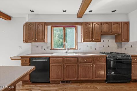 5525 Mack Road Galway NY 12074