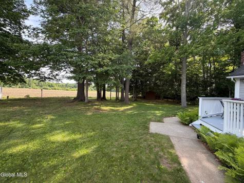 3061 New Williamsburg Drive Schenectady NY 12303