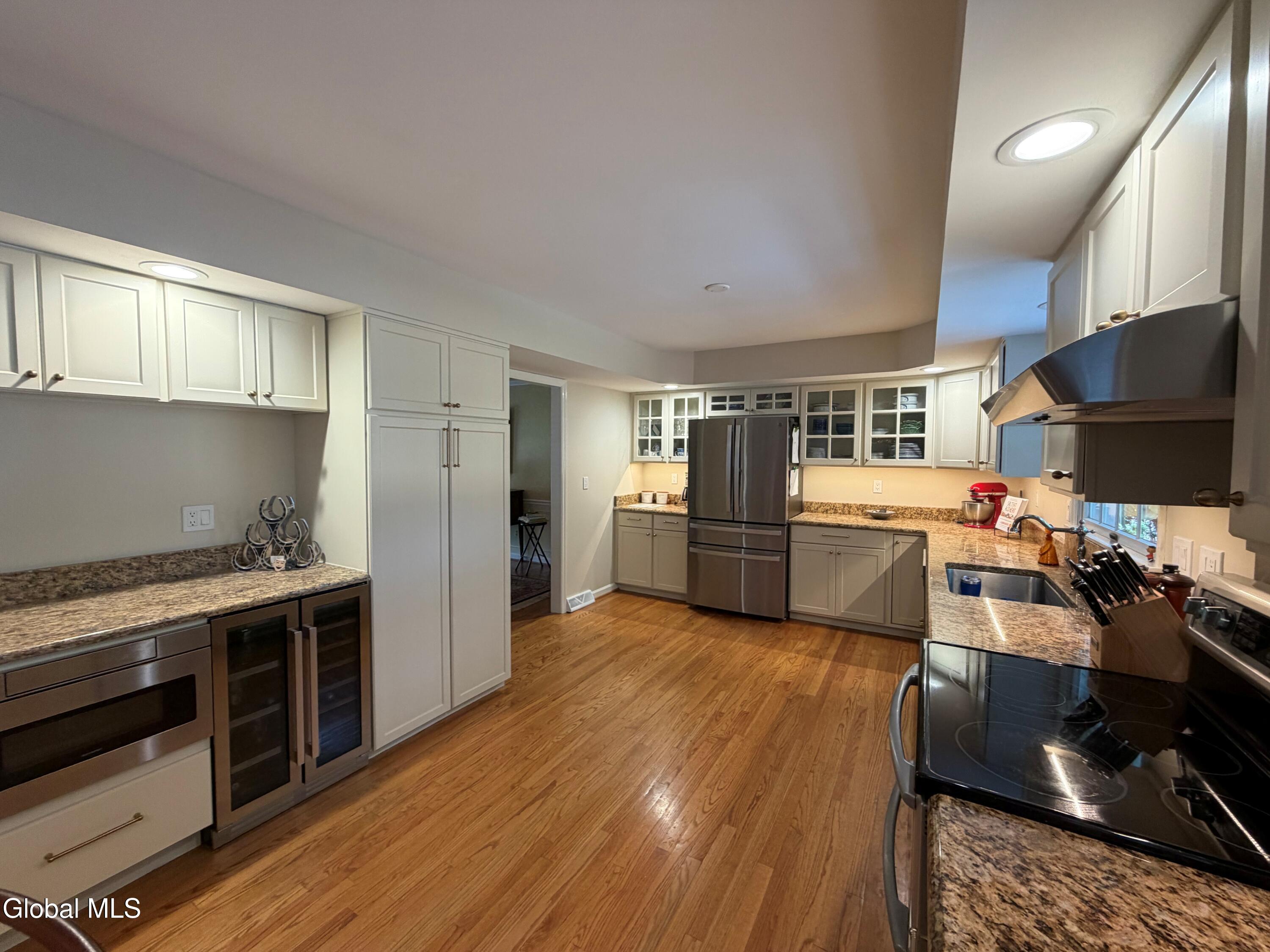 3061 New Williamsburg Drive Schenectady NY 12303