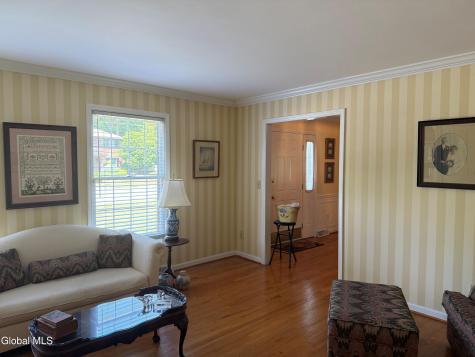 3061 New Williamsburg Drive Schenectady NY 12303