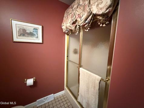 3061 New Williamsburg Drive Schenectady NY 12303