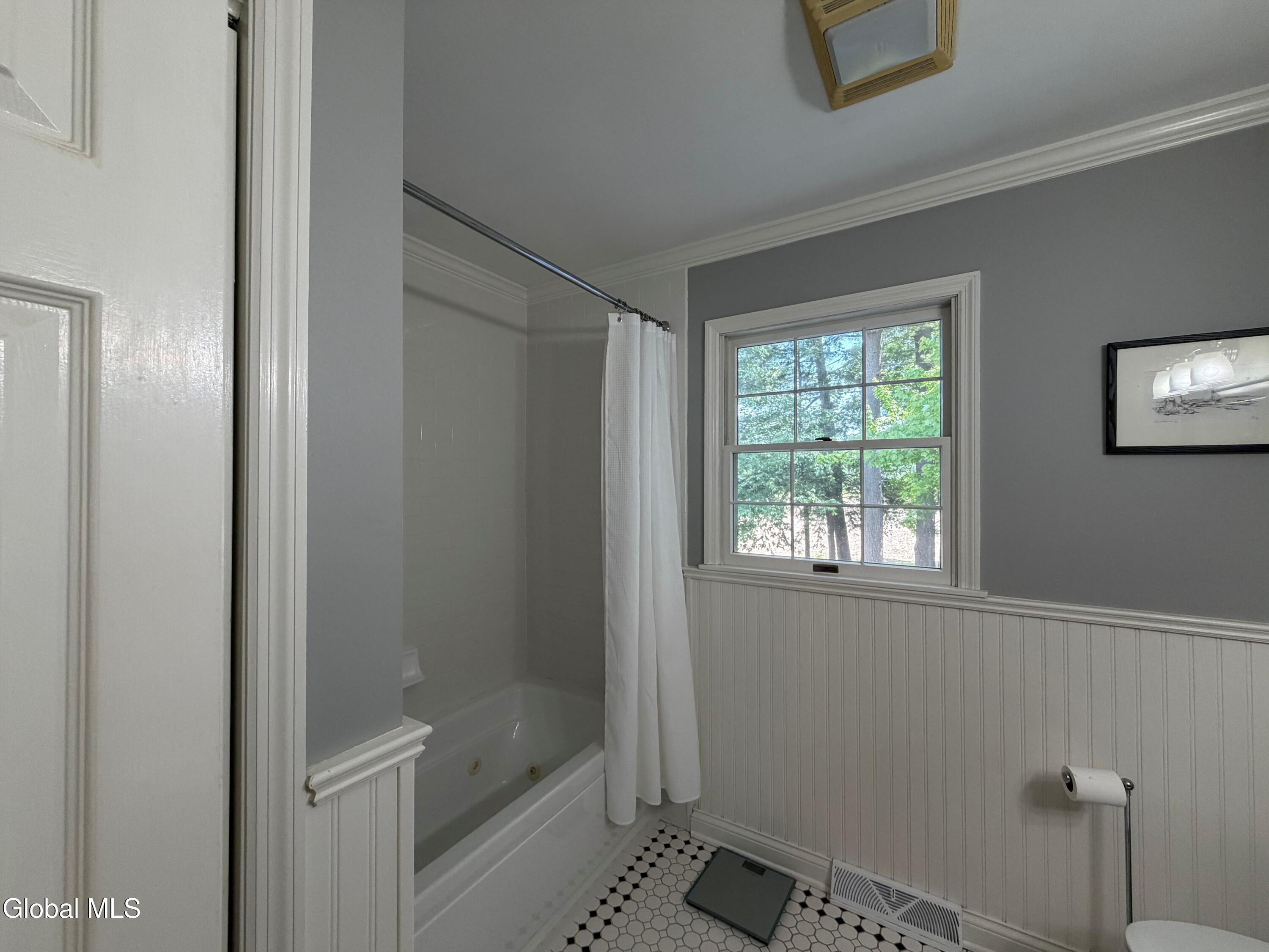3061 New Williamsburg Drive Schenectady NY 12303