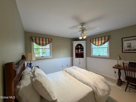 3061 New Williamsburg Drive Schenectady NY 12303