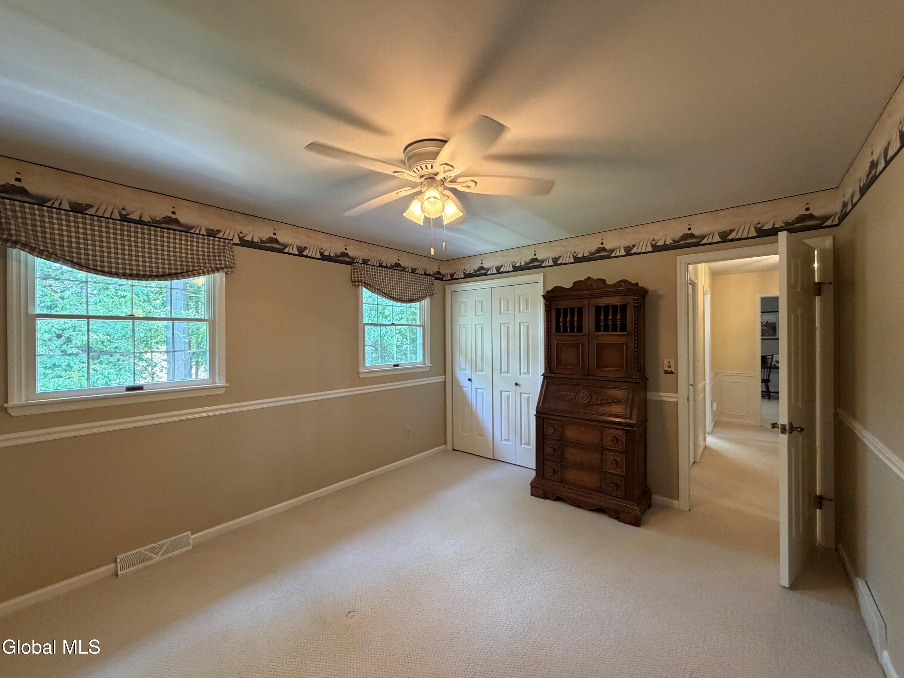 3061 New Williamsburg Drive Schenectady NY 12303