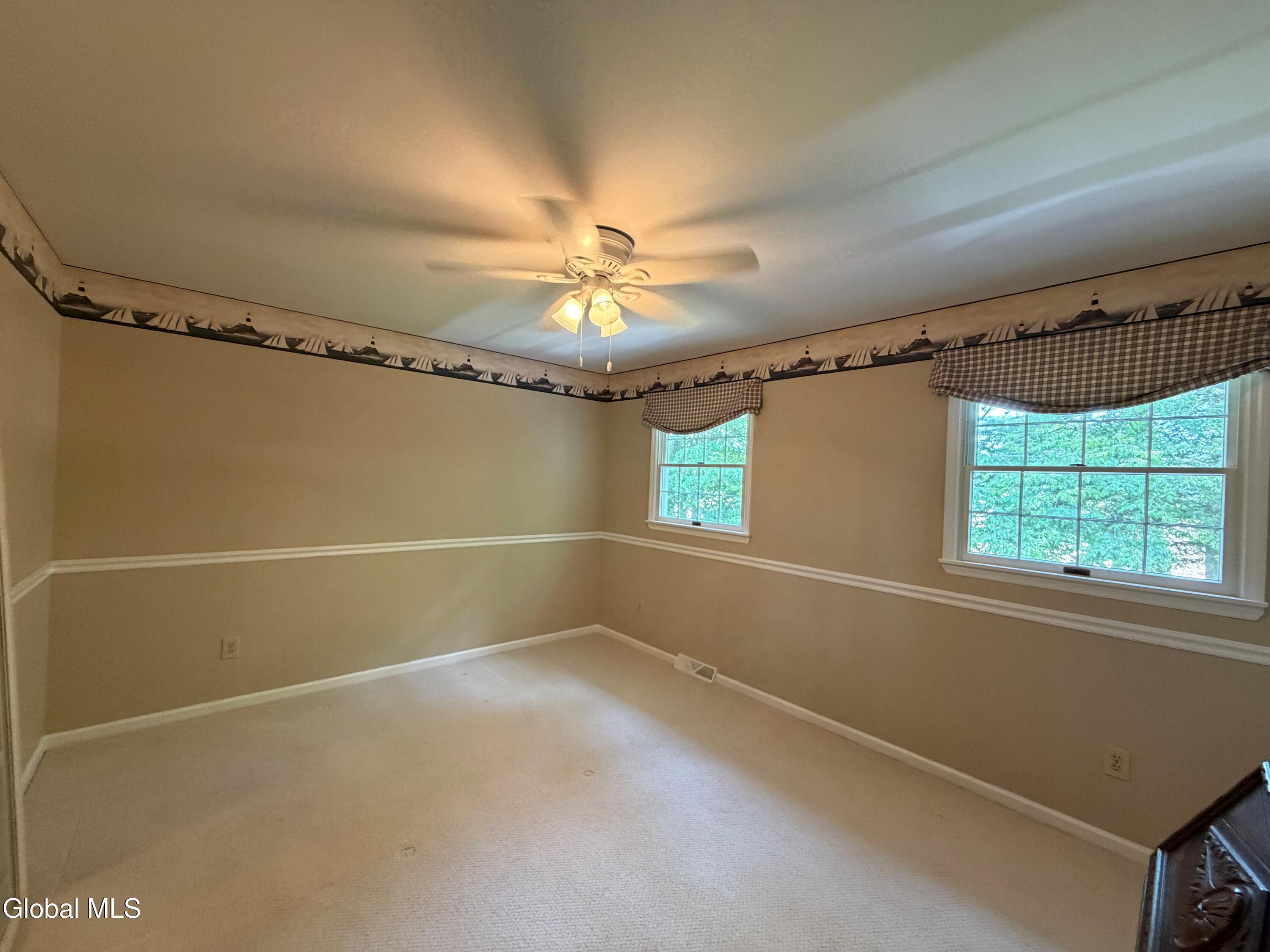 3061 New Williamsburg Drive Schenectady NY 12303
