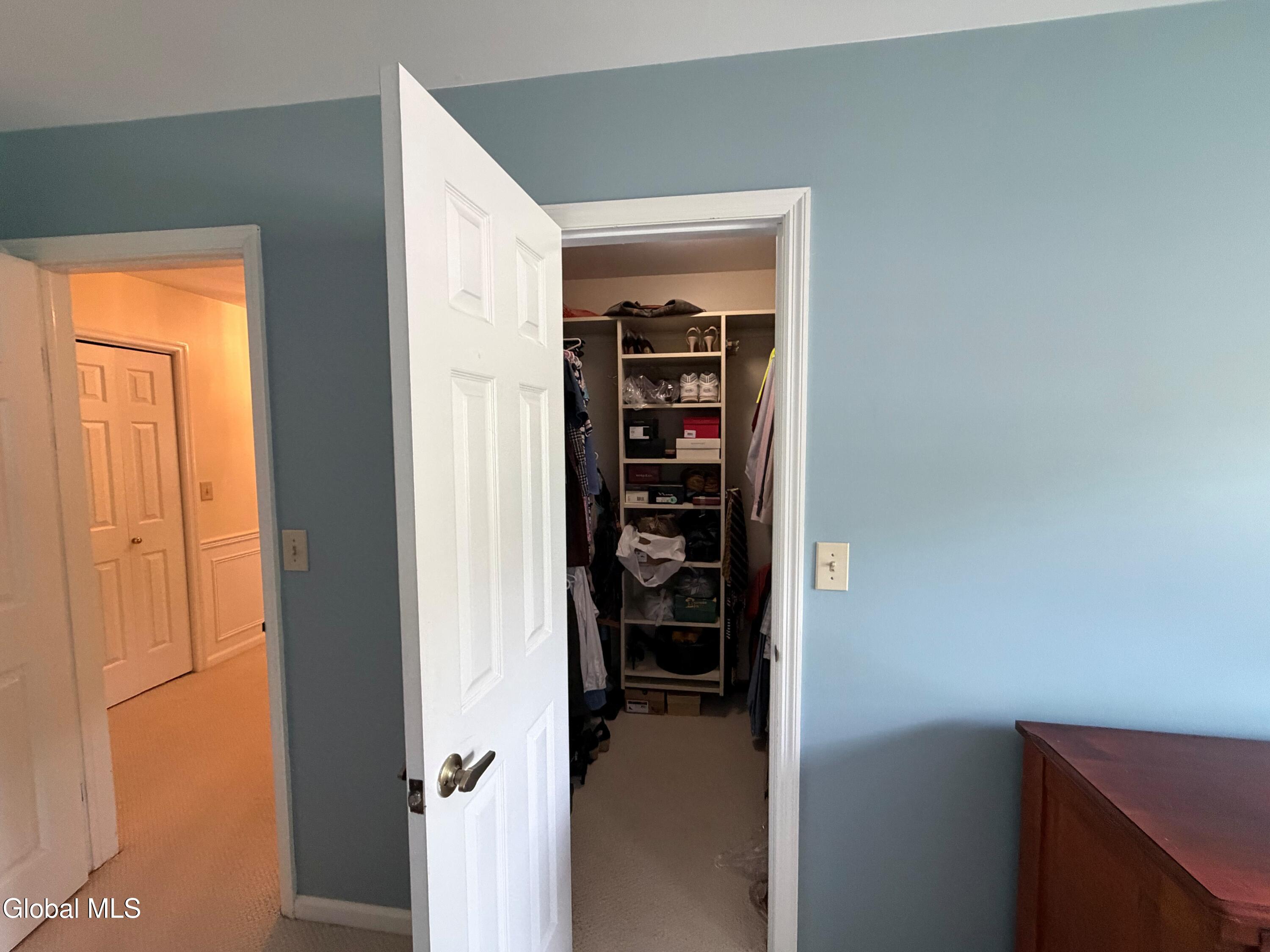 3061 New Williamsburg Drive Schenectady NY 12303
