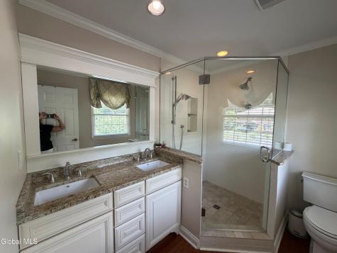 3061 New Williamsburg Drive Schenectady NY 12303